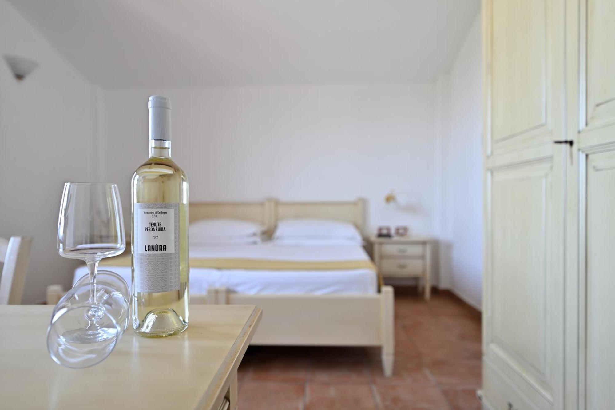 Hotel Marie Claire Lanusei Ngoại thất bức ảnh