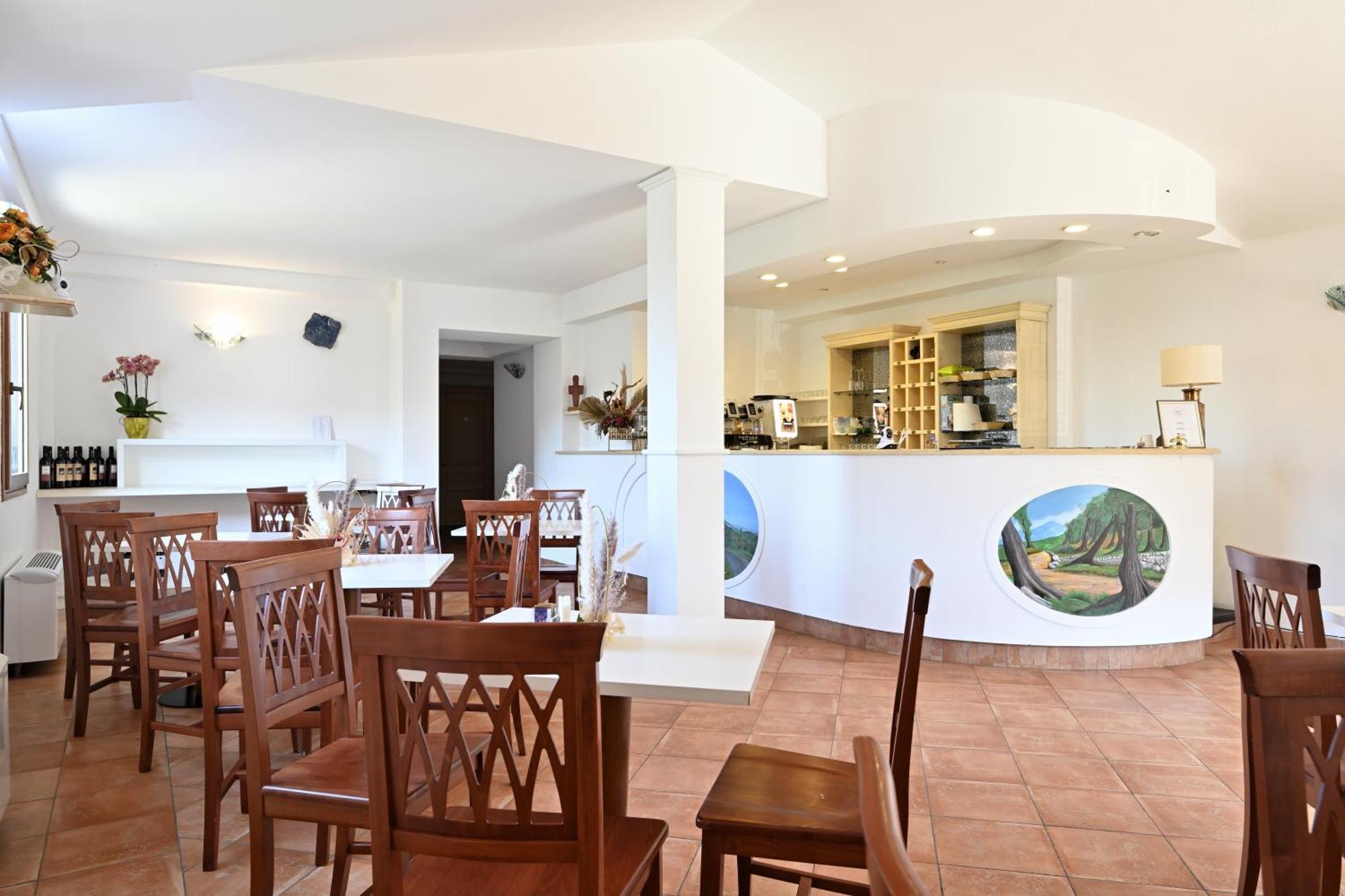 Hotel Marie Claire Lanusei Ngoại thất bức ảnh