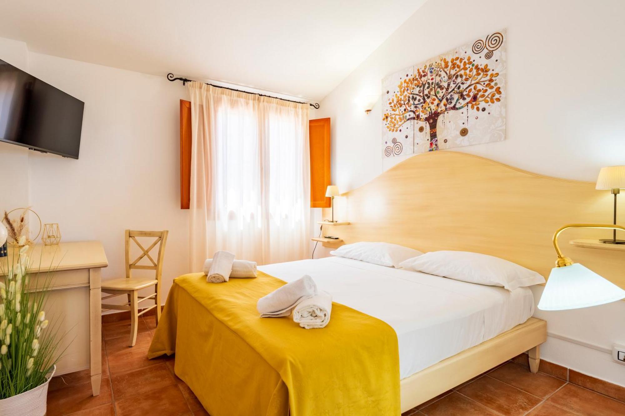 Hotel Marie Claire Lanusei Ngoại thất bức ảnh